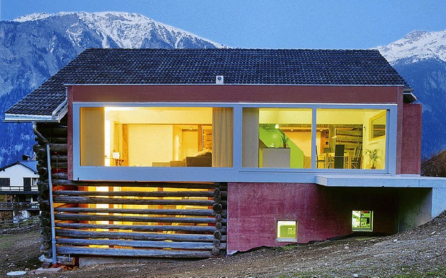 Ehemalige Scheunen bieten viele Mglichkeiten fr  verglaste Fassaden.   | Foto: DVA/Faszination Bauernhaus/dpa