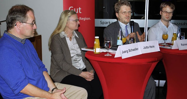 Juerg Schwaller, Jutta Heim, Rainer Is...ber die Angst vor der Gentechnologie.   | Foto: Thomas loisl Mink