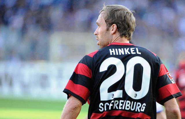 Andreas Hinkel erlebte einen durchwach...a der SC zuhause gegen den HSV verlor.  | Foto: Achim Keller