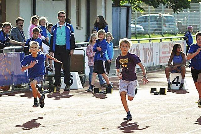 Leichtathleten beendeten Freiluftsaison