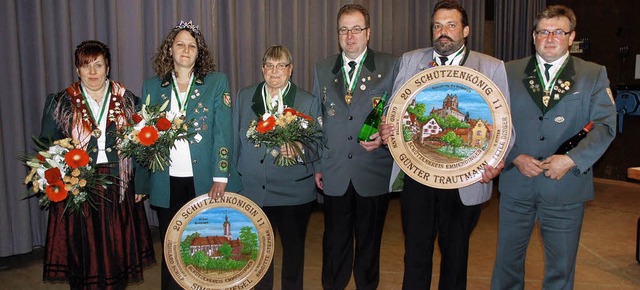 Beim Kreisknigsball in Rheinhausen wu... die Ritter und Prinzessinnen gekrt.   | Foto: Marion Domann