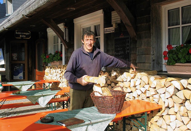 Herrliches Herbstwetter, aber erster F...enweger Htte und heizt  krftig ein.   | Foto: Eva Weise