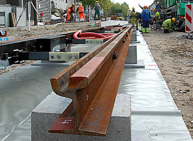 Die ersten Tramgleise in Friedlingen liegen schon.   | Foto: BZ