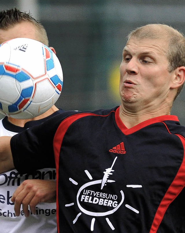 Warm anziehen muss sich heute Abend de...ch HSV-Trainer Torsten Willmann geht.   | Foto: seeger