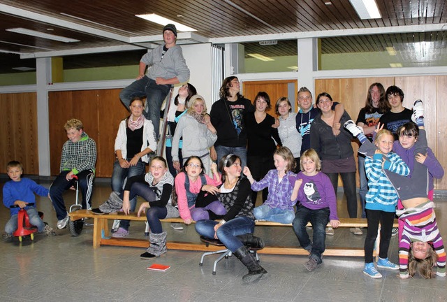 Sie stehen wieder in den Startlchern:...em Gespr Leben in die Klassenzimmer.   | Foto: Christa Maier