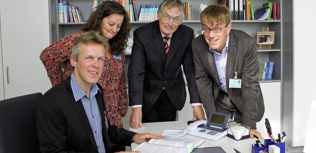 Thomas Unterbrink, Leitender Arzt und ...Psychosomatische Medizin (von links).   | Foto: BZ