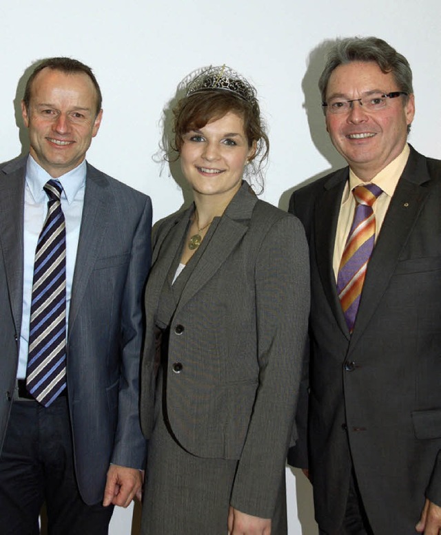 Die Badische Weinknigin Natalie Henni...lgen bei der DLG-Bundesweinprmierung.  | Foto: gerold zink