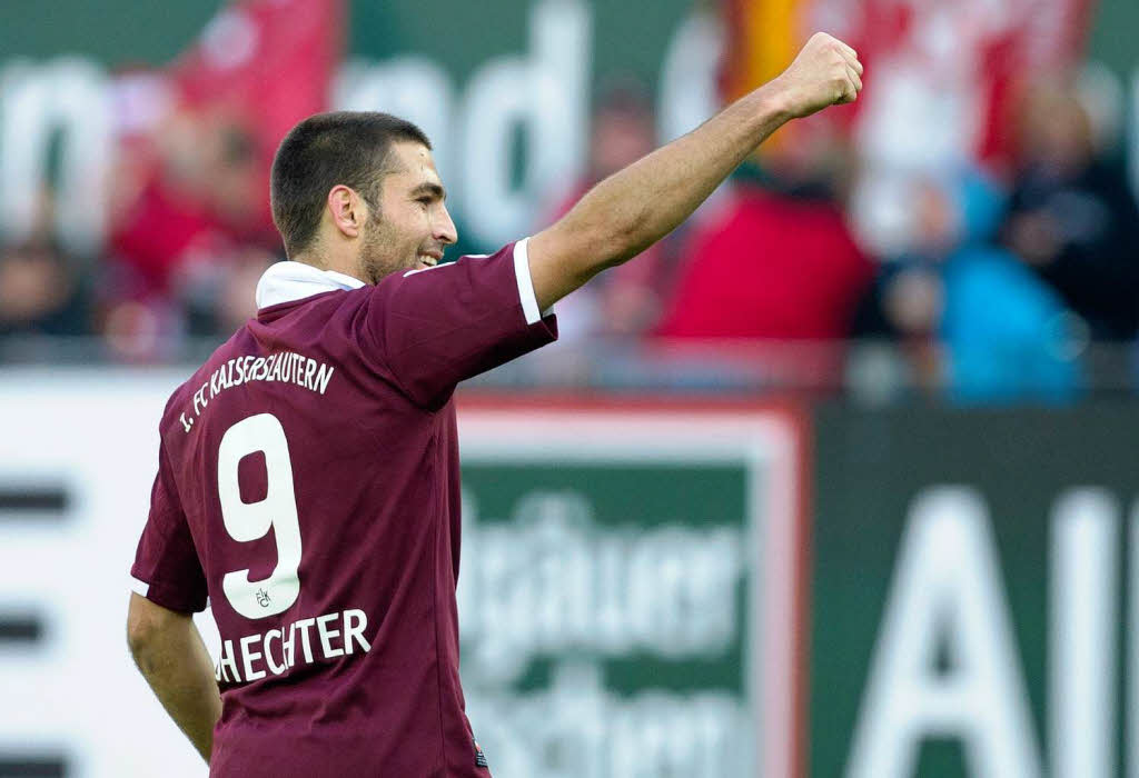 Itay Shechter jubelt ber sein Tor.