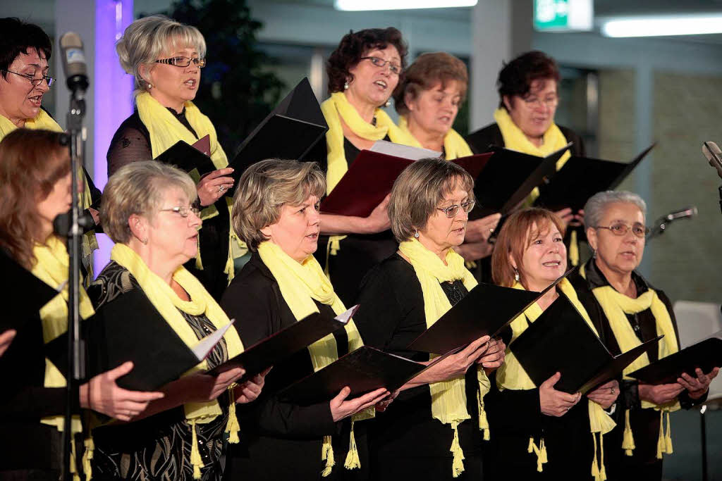 Der Deutsch-Russische Chor gratulierte Mller musikalisch.