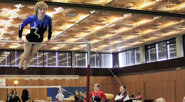 Konzentriertheit, Przision und Anmut ...warzwald in der Bonndorfer Stadthalle. 