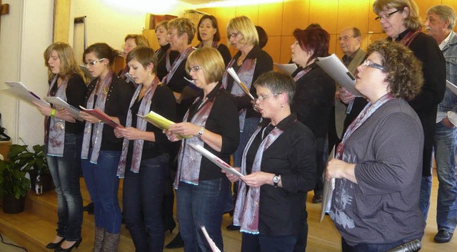 Die junge Gruppe &#8222;Spontan&#8220;...des katholischen Kirchenchors Hausen.   | Foto: K.brust