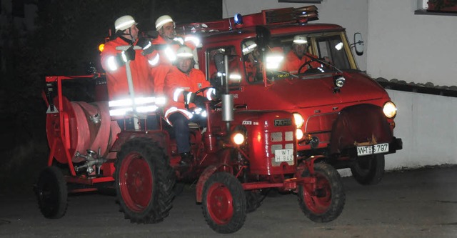 Es war Nacht, als die Feuerwehrabteilung Wangen zur Abschlussprobe ausrckte. 