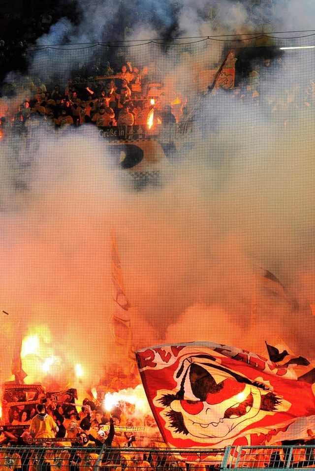 Dynamo-Chaoten in Dortmund   | Foto: dpa