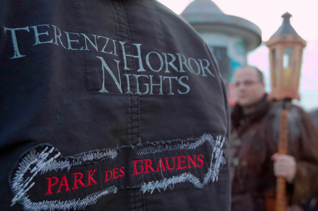 Geisterbahn trifft Horrorfilm trifft Jahrmarkt: Seit fnf Jahren wird im Europa-Park professionell erschreckt – seit diesem Jahr unter dem neuen Titel „Horror Nights featuring Marc Terenzi“