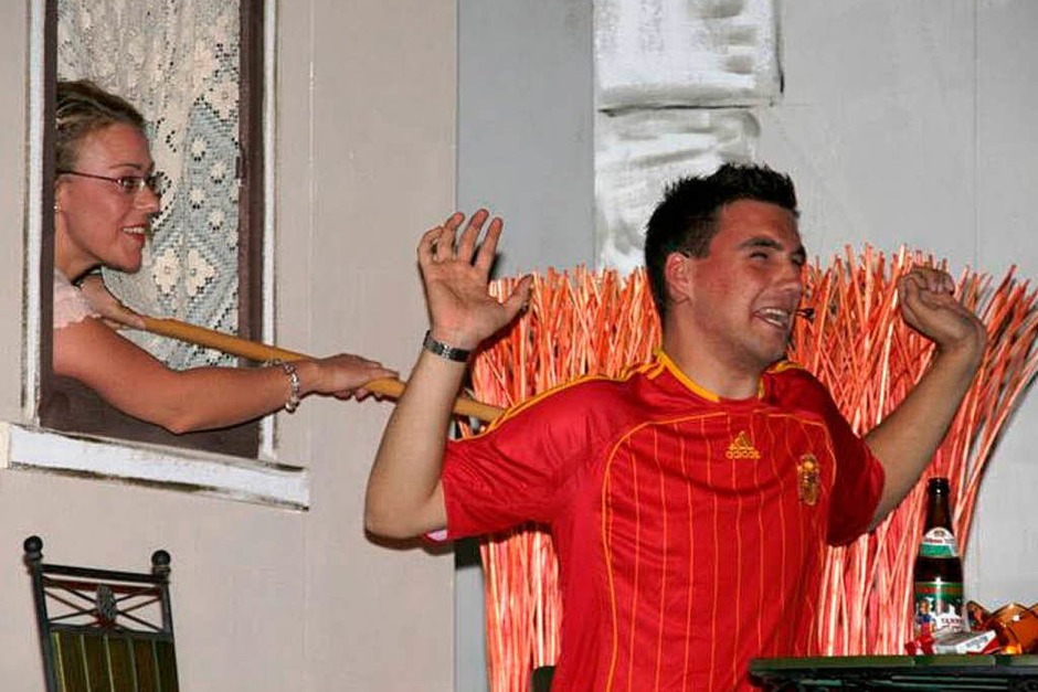 Spannend und vergnüglich war’s bei den Theaterabenden der Heilig-Geist-Gemeinde im Pfarrheim. Spannend und vergnüglich war’s bei den Theaterabenden der Heilig-Geist-Gemeinde im Pfarrheim.