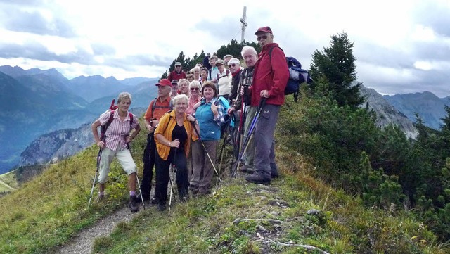 Die  Senioren des SC Kandel erlebten i... (Tirol) atemberaubende Landschaften.   | Foto:  Verein