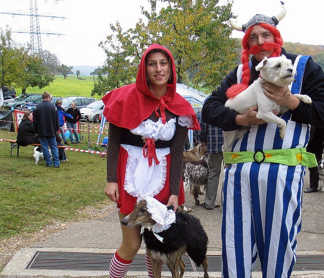 &#8222;Obelix&#8220; Marc Vogt mit sei...; hatten das Sich-Verkleiden gewagt.    | Foto: Schtz