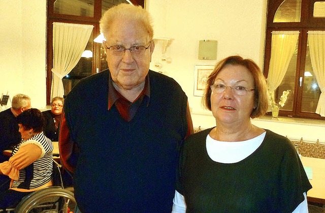 Vorsitzender Herbert Rietschle und seine neue Stellvertreterin Christa Weisner   | Foto: Claudia gempp