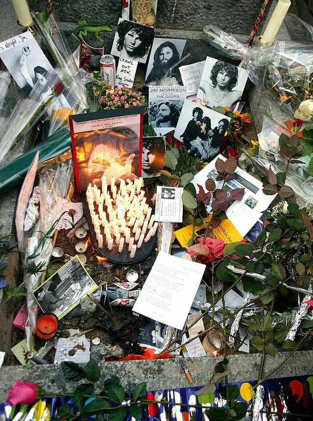 Grab von Jim Morrison am Pere Lachaise  | Foto: usage Germany only, Verwendung nur in Deutschland