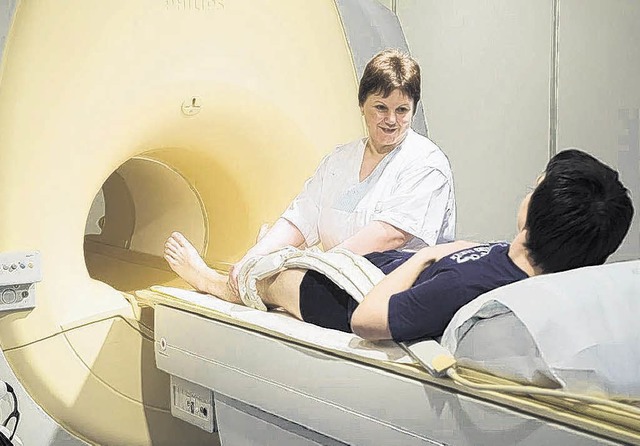 Das MRT-Gert im Waldshuter Krankenhaus ermglicht przise Diagnosen.  | Foto: Spital
