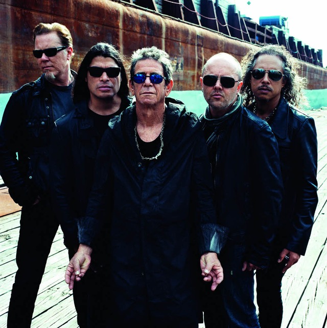 Ganz in Schwarz: Lou Reed (M.) und Metallica.    | Foto: Anton Corbijn/BZ