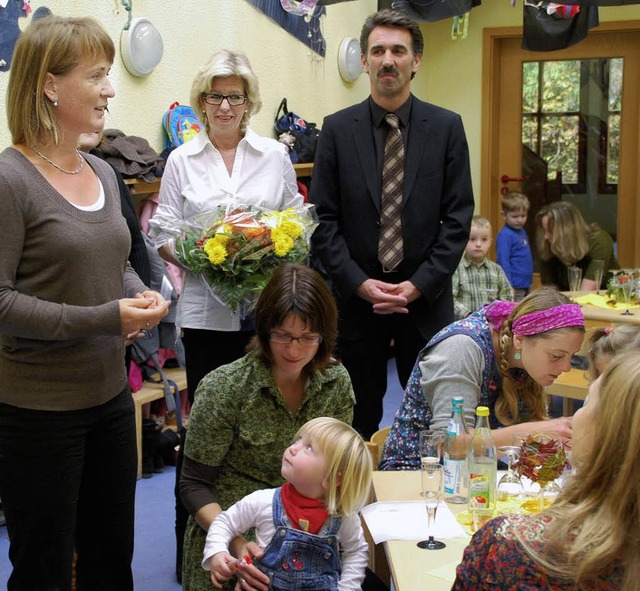 Zum 20-jhrigen Bestehen des Kindergar...ika Keil erinnerte an frhere Zeiten.   | Foto: edgar Steinfelder