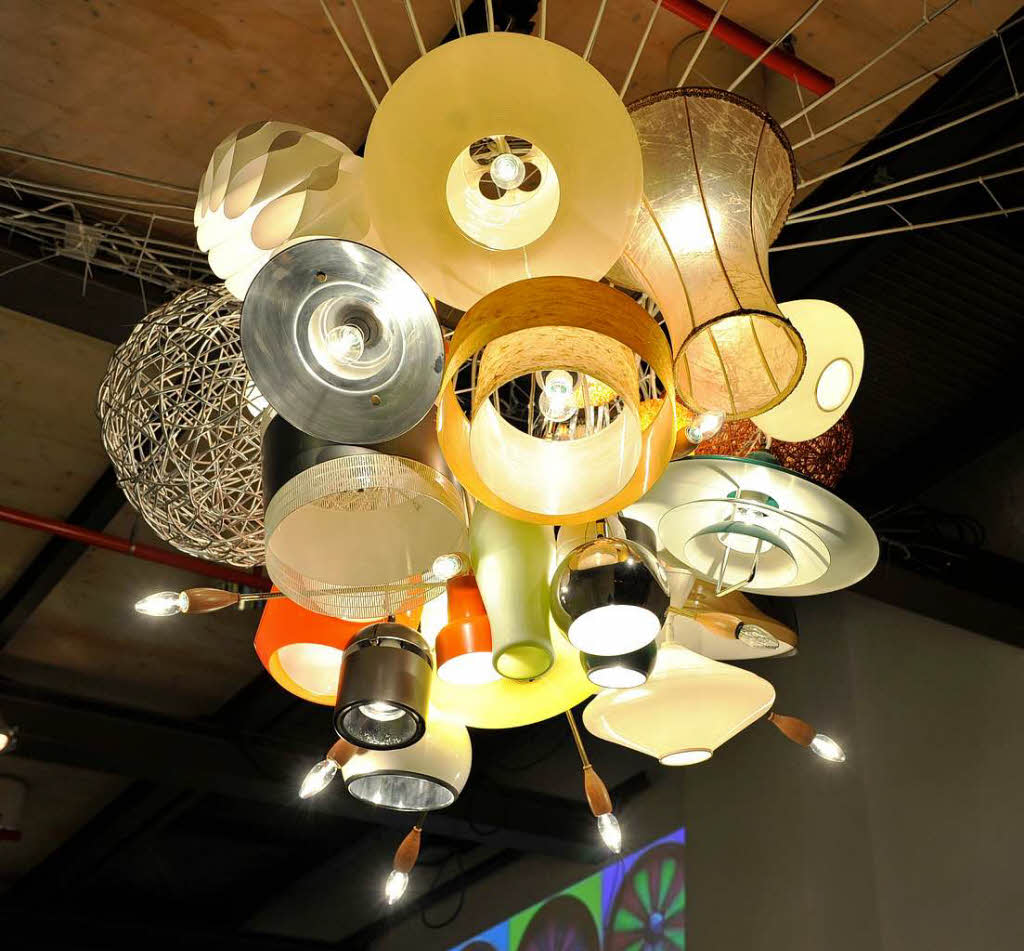 Gste, Darbietungen, Kunst im runderneuerten Haus