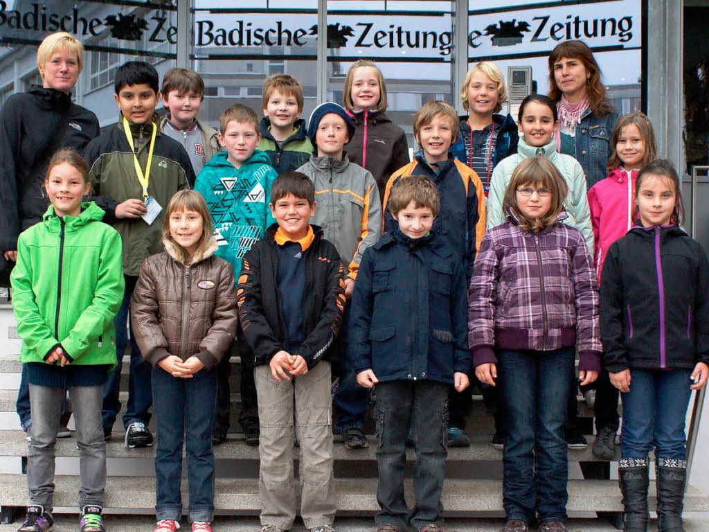 Die Klasse 4 der Grundschule Husern  mit ihrer Lehrerin Brunhild Rsch-Schulz