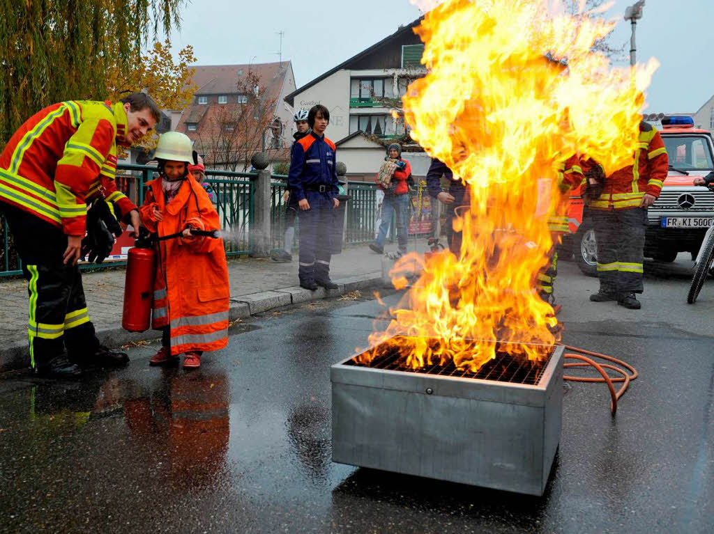 Frh bt sich der Feuerwehrnachwuchs