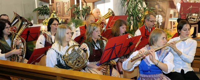 Die Leistung der Musiker belohnte das Publikum mit tosendem Applaus.    | Foto: Wolfgang Knstle