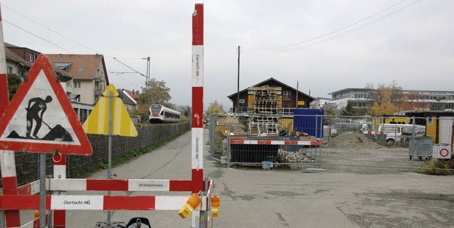 Der S-Bahn-halt beim Zollweg ist derze...entfernt vom Zustand einer Baustelle.   | Foto: Willi Adam