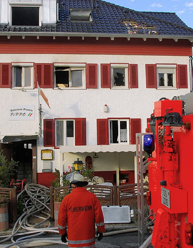 Mit dem Brand in der Pizzeria Pippo ve...i Rosa Wohnung und Existenzgrundlage.   | Foto: Seller