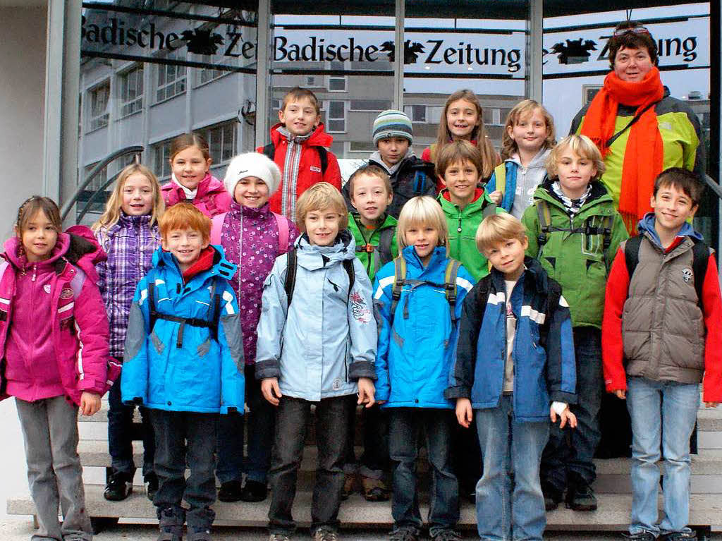 Die Klasse 3-4 der Schneckentalschule Pfaffenweiler  mit ihrer Lehrerin Gabriela Schlesiger.