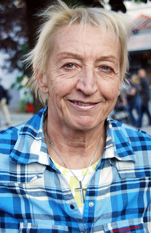 Hannelore Nu bereitete mit Jugendlichen den Volkstrauertag vor.   | Foto: Danielle Hirschberger