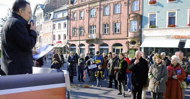 Der Landtagsabgeordnete Josha Frey (Gr...ei der  Kundgebung gegen Stuttgart 21   | Foto: Thomas Loisl Mink