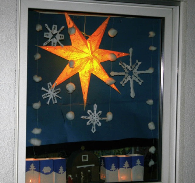 Adventlich gestaltete Fenster sollen vom 1. Dezember an in Wallbach leuchten.   | Foto: Archivfoto: Heiner Fabry