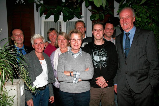 Wahlen beim Tennisclub (von links):  D...Klcker und Vorsitzender Erhard Brotz: 