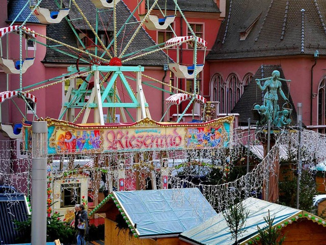 Der 39. Weihnachtsmarkt beginnt am Mon...hes Klein-Riesenrad gibt&#8217;s auch.  | Foto: Thomas Kunz