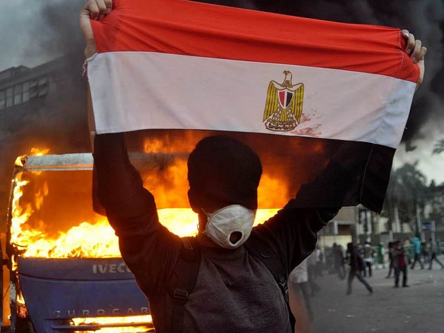 In der gyptischen Hauptstadt Kairo is...schreitungen am Tahrir-Platz gekommen.  | Foto: dpa