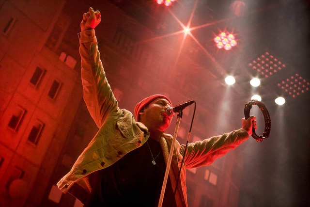 Seit Wochen ausverkauft: Das Konzert d... im Zpfle-Club. Hier: Frontman Arnim.  | Foto: Janos Ruf