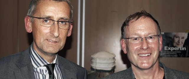 Armin Schuster (links) und Gerd Hotz d...ualitativ gute und bezahlbare Pflege.   | Foto: MINK