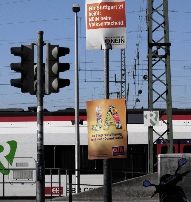 Plakate fr oder gegen Stuttgart 21 sind in Weil am Rhein rar.   | Foto: Beck