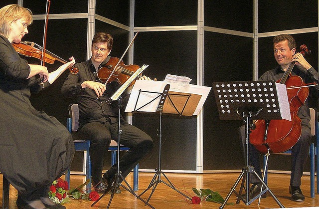 Vom Publikum gefeiert: Die aus Hasel s...orn (Cello) spielten Mozart und Bach.   | Foto: Roswitha Frey