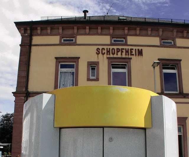 Im Sommer 2010 hat Schopfheim sein Bah...lgelegt. Es erwies  sich als Geldgrab.  | Foto: BZ