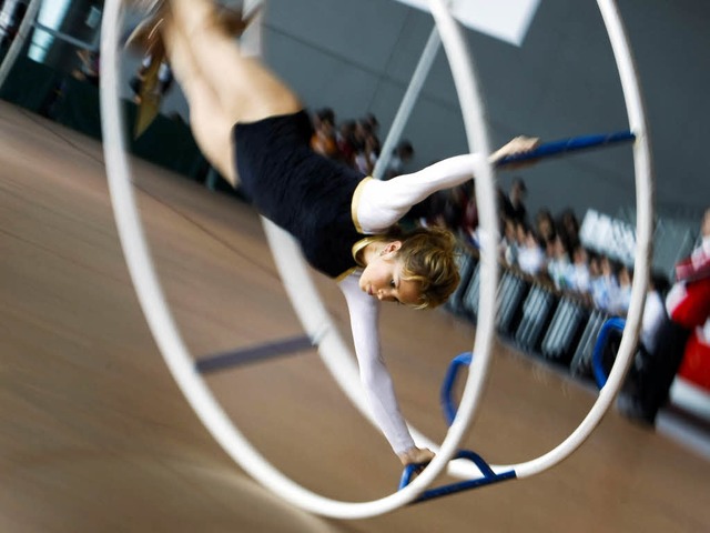 Rhnrad &#8211; eine der Sportarten, d...2014 in Freiburg zu sehen sein werden.  | Foto: dpa