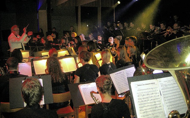 Die Stadtmusik Elzach prsentierte ein...kum ein Herbstkonzert der Extraklasse.  | Foto: Thomas Steimer