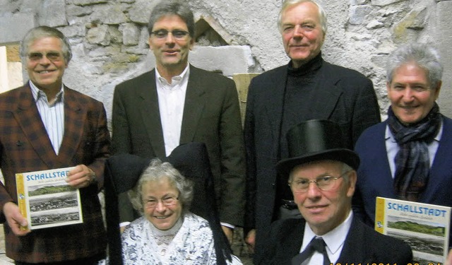 Zusammen mit Anita Danner und Horst L...rank Armbruster und Eckhard Meihofer.   | Foto: Anne Freyer