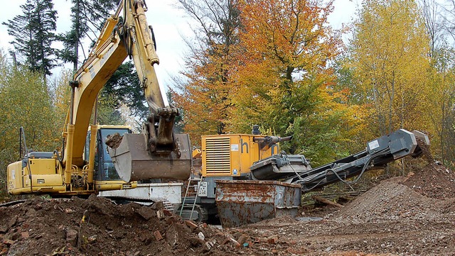 Arbeiten bei den Waldwegen im Gnnenbach  | Foto: Krug