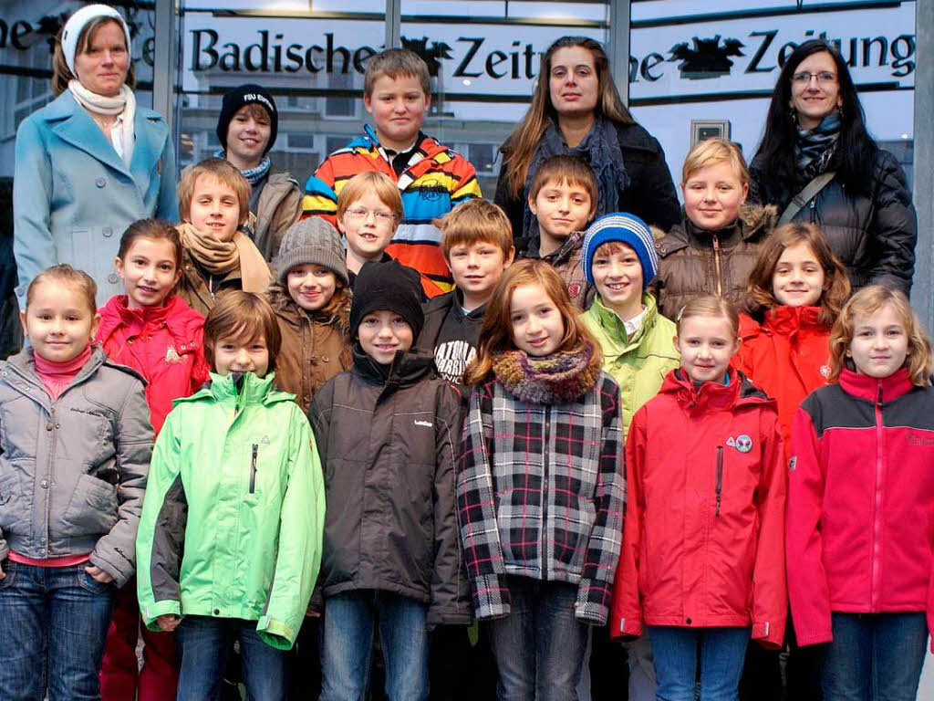 Die Klasse 4b der Schnbergschule Ebringen mit ihrer Lehrerin Tanja Dbele.