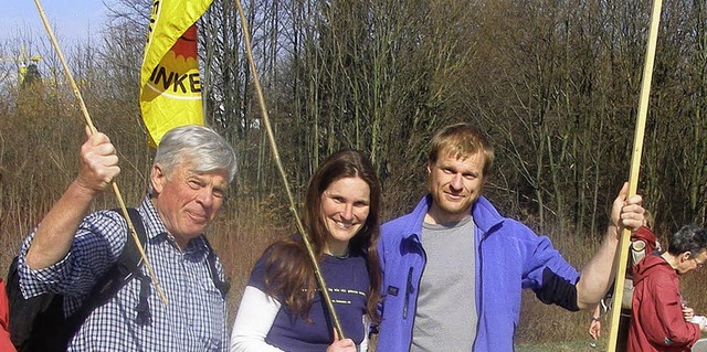 Frank Baum mit seinen Kindern Ulrike u...vom AKW Neckarwestheim nach Stuttgart   | Foto: privat